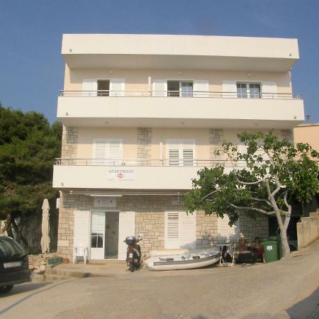 Apartments Brico Primosten Exterior photo