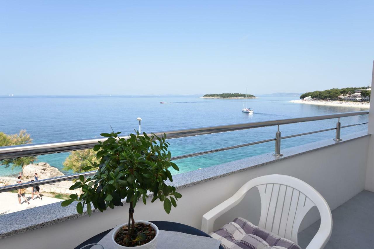 Apartments Brico Primosten Exterior photo
