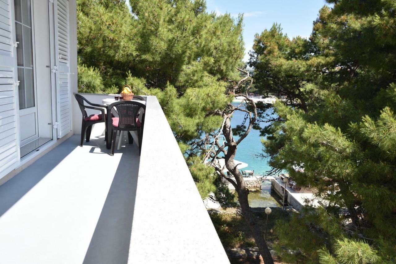 Apartments Brico Primosten Exterior photo